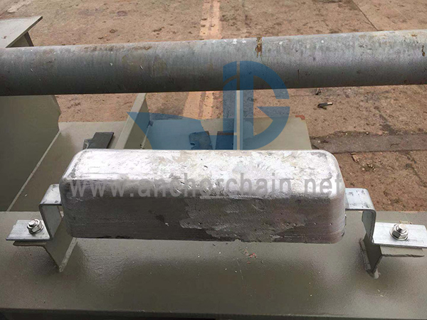गिट्टी पानी ट्यांक को लागी एल्युमिनियम एनोड