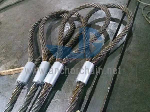 चार खुट्टा थिचिएको तार डोरी गोफन